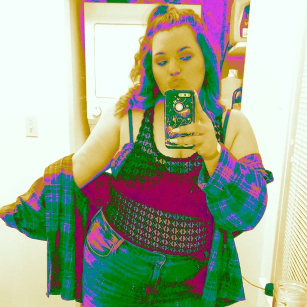 Meet your Posher, Alysa